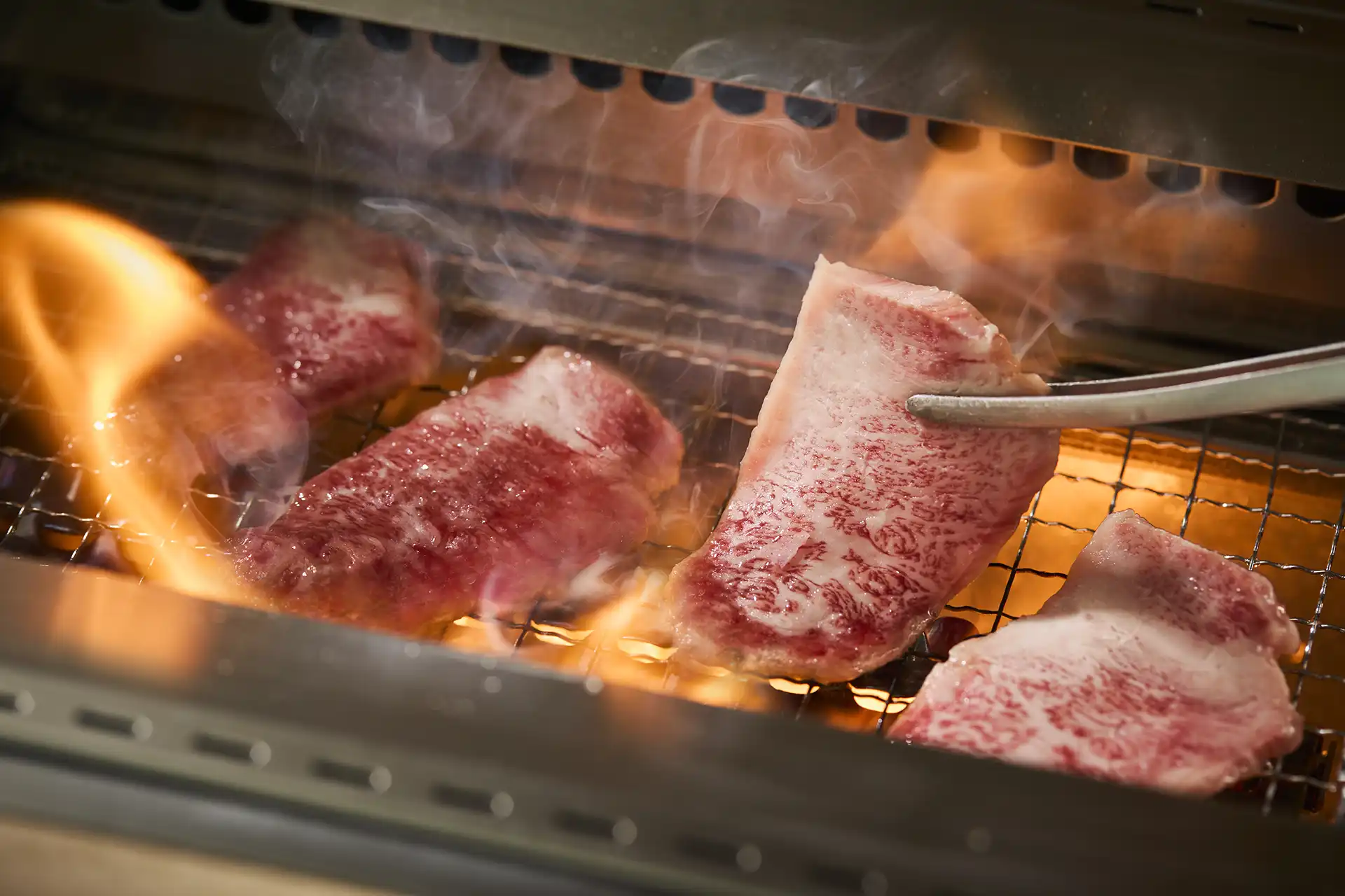 公式】和牛 焼肉 食べ放題 肉屋の台所 新宿東口2号店 | A4・A5の厳選和牛をリーズナブルな価格の食べ放題で